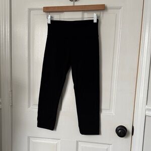 Lululemon Athletica Black Cropped Leggings
